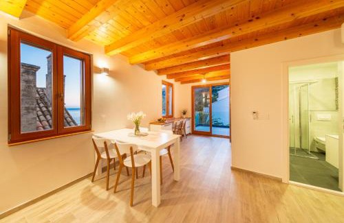 Komiza Apartment | Villa Aida