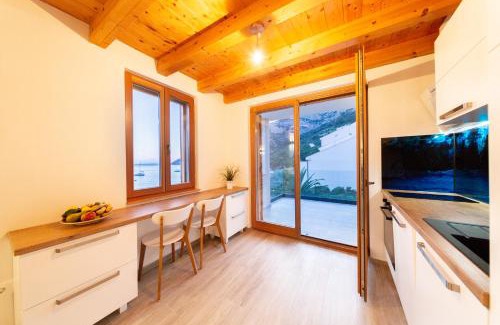 Komiza Apartment | Villa Aida