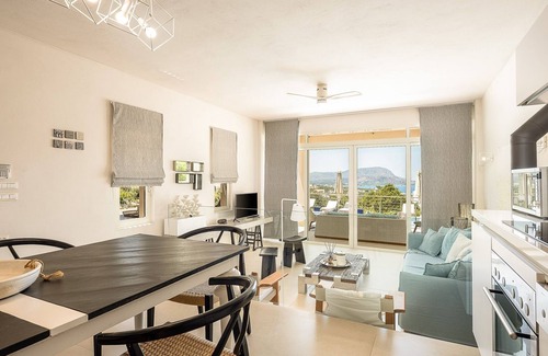 Kokkinon Khorion Villa | Villa Air - Four Bedroom Villa, Sleeps 8