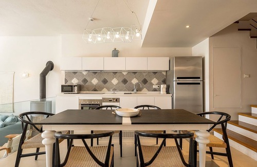 Kokkinon Khorion Villa | Villa Air - Four Bedroom Villa, Sleeps 8