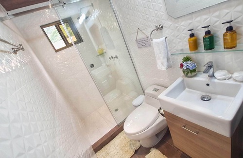 Boquete Apartment | Villa Alejandro-5 minutes walk to downtown, apartment with kitchenette / balcony
