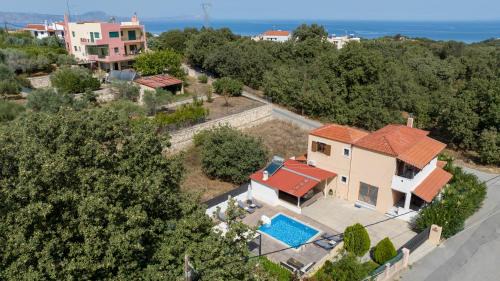 Prines Villa | Villa Alex with private pool and jacuzzi