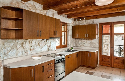 Akrotiri Villa | Villa Alexa of Jootiq Villas. Combine traditional stone built concept with supreme comfort!