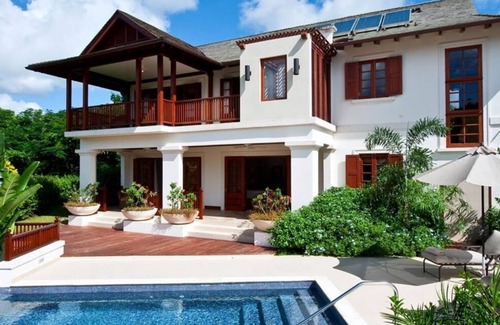 Halcyon Heights Villa | Villa Alila | Near Ocean - Located in Beautiful Sandy Lane with Private Pool