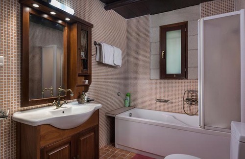 Maza Villa | Villa Aloni-Traditional Stone Villa With Nice View pool And Garden