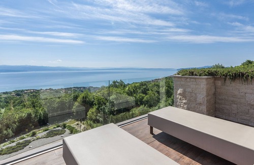 Opatija Villa | Villa AltaVista nearby Opatija – Crovillas GmbH