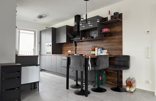 Baumberg Apartment | Villa am Rhein in Monheim