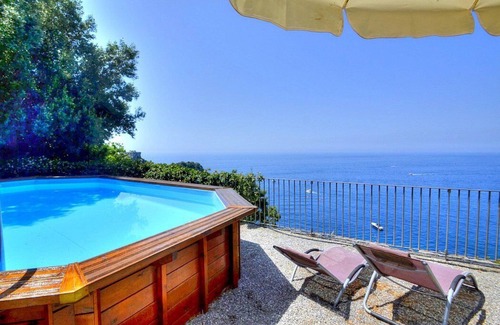 Conca dei Marini Villa | Villa Amaltea: A bright three-story villa built sheer above the sea, with Free WI-FI.
