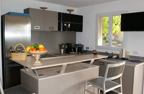 Cirendinu Villa | Villa Ancolie, superb mountain view, heated pool, 1500m from Cabanon Bleu beach