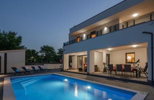 Barbariga Villa | Villa Anna Barbariga, NEW 2022 luxurious villa with private pool!