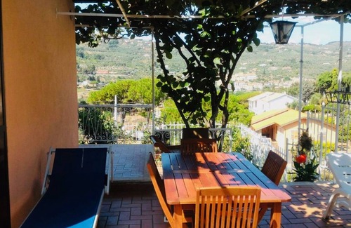 Poggi Villa | Villa Anna sea and hills view with garden, solarium, jacuzzi, patio, BBQ
