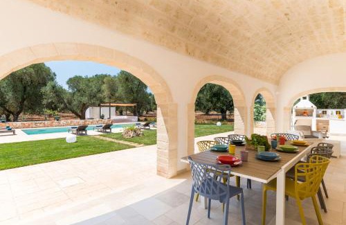 San Michele Salentino Villa | Villa Archi by Villa Plus