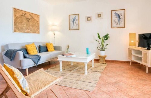 Coves Noves Villa | Villa Arenal ❤ private pool, free A/C