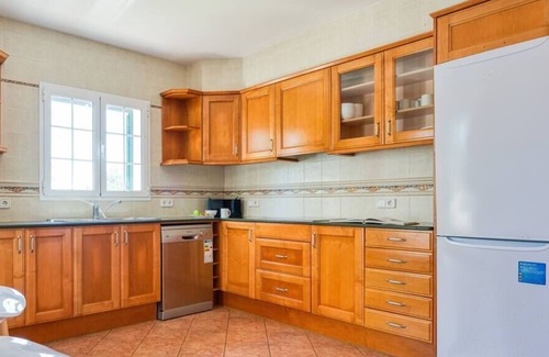 Coves Noves Villa | Villa Arenal ❤ private pool, free A/C