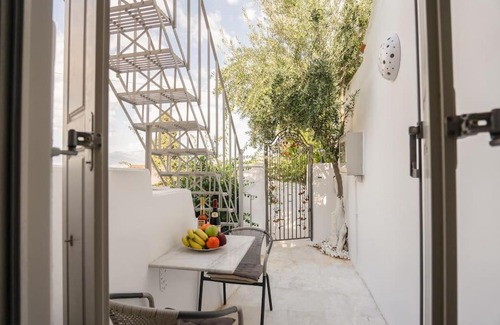 Plaka Villa | Villa Artemis Cycladic Charmed !