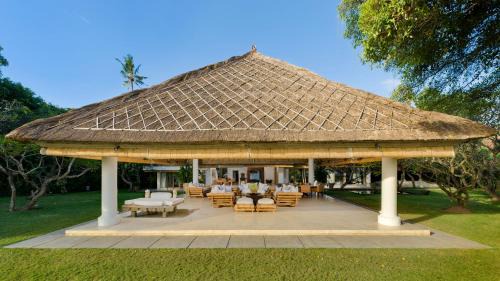 Batubelig Villa | Villa Atas Ombak