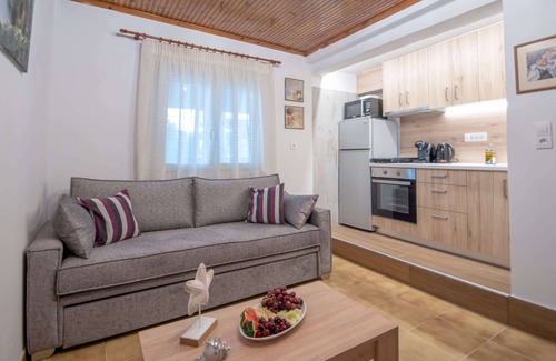 Drosia Villa | "Villa Aurora" A deluxe villa a breath away from the sea.