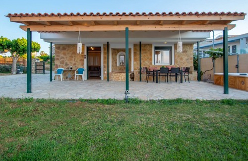 Drosia Villa | "Villa Aurora" A deluxe villa a breath away from the sea.