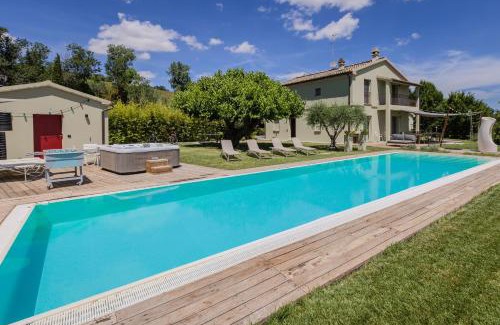 Ripe Villa | Villa Aurora