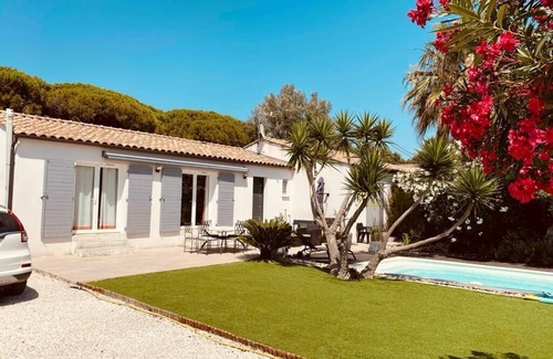 Aigues-Mortes Villa | Villa Avec Piscine à 5 min des Remparts D'aigues-mortes et à 10 min de la mer !