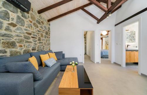 Golden Beach House | Villa Azure