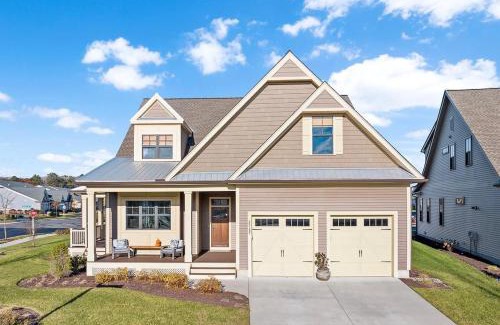 Ocean View House | Villa Bella, Luxury 5-Bedroom Retreat in Exclusive Resort Community, Minutes To Bethany Beach