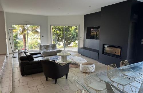 Le Mans House | Villa Belvédère - Jacuzzi, Billard & Vue