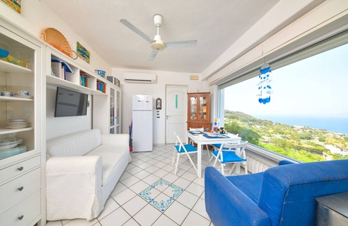 Barano d'Ischia Villa | Villa 'Bianca -Un Angolo Di Paradiso' with Sea View, Wi-Fi and Air Conditioning