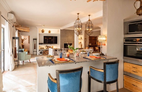 District of Sidi Youssef Ben Ali Villa | Villa Bicoque, Elegance and Relaxation - Swimming pool - 15 Minutes from the Center
