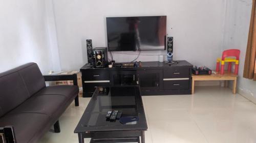 Megamendung Villa | Villa Bukit Tulip