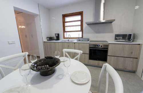 Sa Pobla Ski Chalet | Villa Ca na Marrona - Sunset Villa Campanile - townhouse with private pool