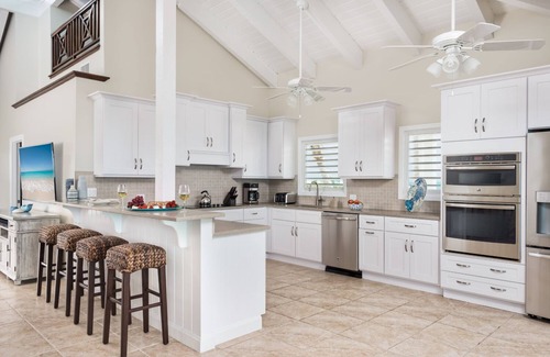 Ocean Point House | Villa Calypso: Ocean Access, Pool, Kayaks, & More!