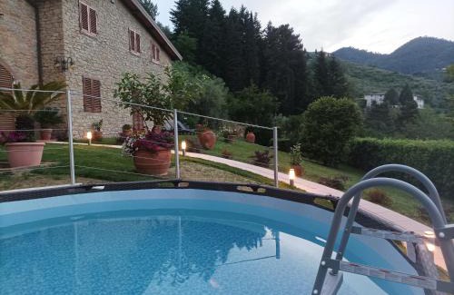 Pescia Villa | Villa Camelia Tuscany