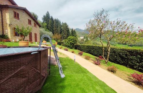 Pescia Villa | Villa Camelia Tuscany