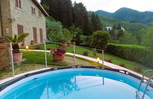 Pescia Villa | Villa Camelia Tuscany