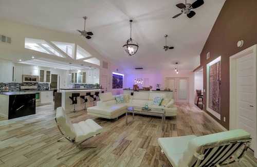 Pelican Ski Chalet | Villa Camelot