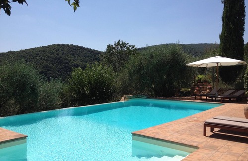 Acqua Loreto House | Villa Campi di Sotto - Infinity pool and wifi