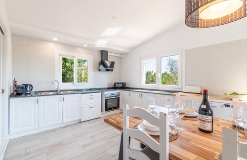 Puerto de Pollensa Villa | Villa 'Can Sucrer' with Mountain View, Wi-Fi and Air Conditioning