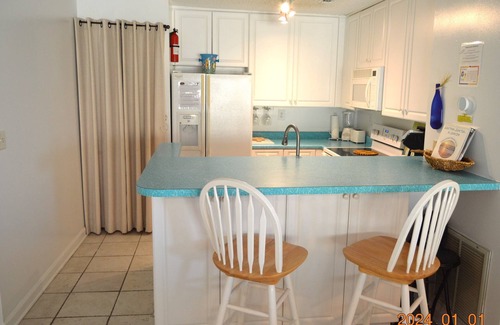 North Topsail Beach Resort | Villa Capriani Resort Ocean Front #2- King SuiteTwo