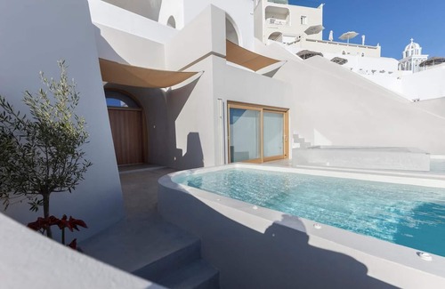 Firostefani Villa | Villa Cave/heated plunge pool, caldera view
