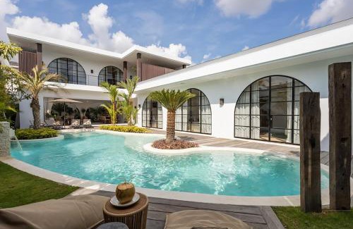 Berawa Villa | Villa Cebossa by Optimum Bali Villas