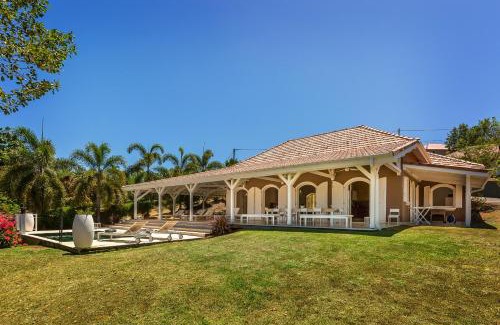 Le Francois Villa | Villa Cerisier piscine et vue imprenable sur la mer