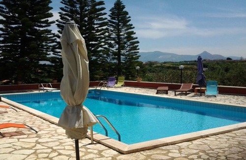 Balestrate Villa | 'VILLA CESCO. Spendida "PRINCIPALE" villa gr. Swimming pool/sea/gulf of Castellamma