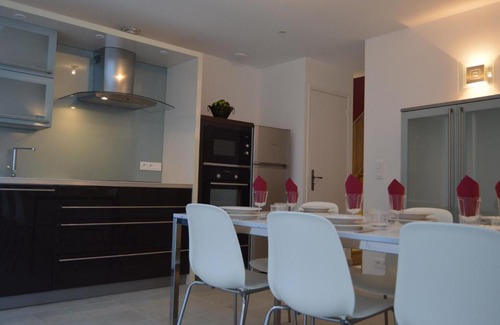 Chateauroux Villa | Villa Châteauroux, 4 pièces, 8 personnes - FR-1-591-171