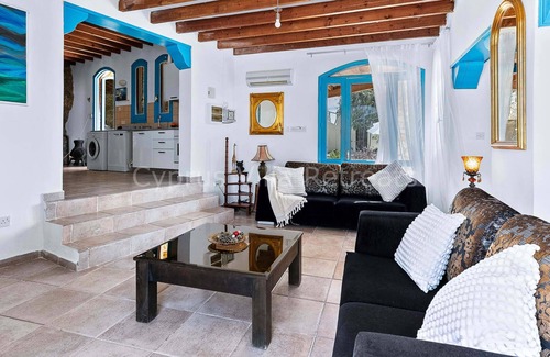 Pegeia Villa | VILLA CHATEAU ROCK, 4 Bed with Large Private Infinity Pool