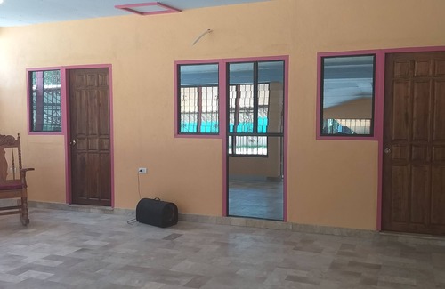 Bacong Villa | Villa Chinchilla Dream house 60m from the beachfront