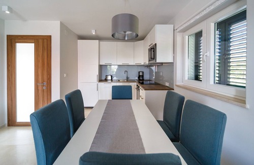 Porat House | Villa Christian with Pool and Sauna