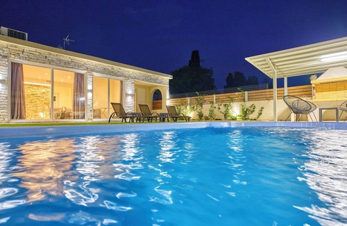 Roda Villa | Villa Cinque Elementi by Estia