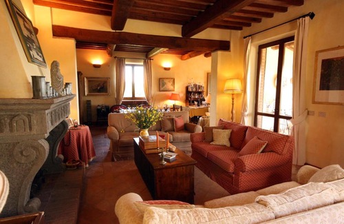 Melezzole Villa | Villa Citernella