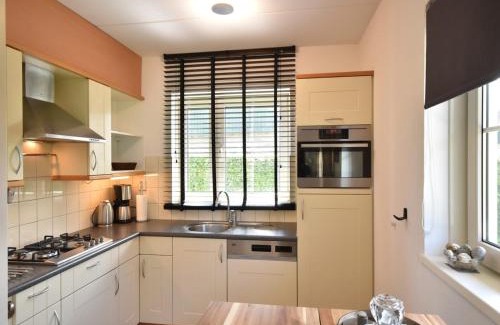 Sint Maartensvlotbrug House | Villa close to forest, beach and sea